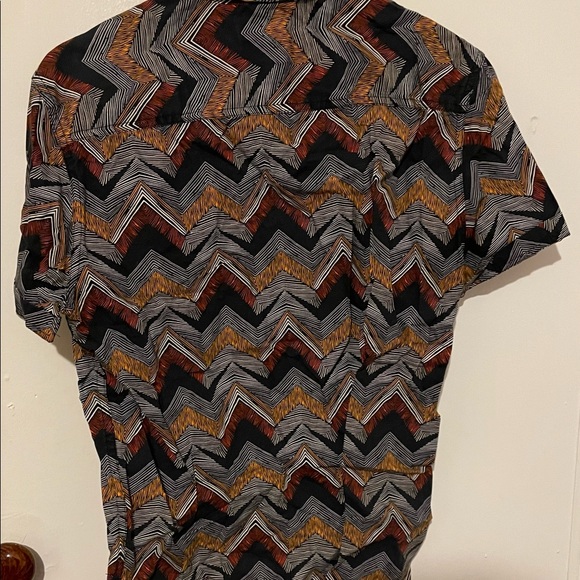 Patterned Button Up Shirt - Picture 3 of 3